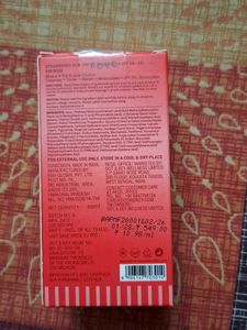 Dot &amp; Key Strawberry Dew Tinted Sunscreen