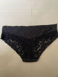 Black Lace Trim Bra and Panty Set