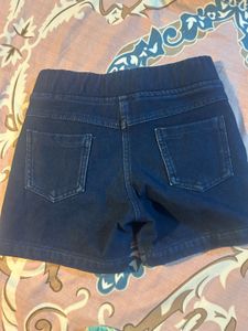 Tiny girl shorts combo 4-5Y