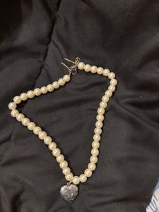 heart opening oendant pearl necklace