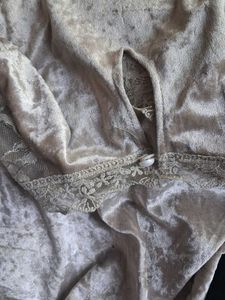 Elegant Lace Trim Velvet Top