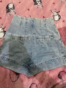 highwasted Denim Shorts