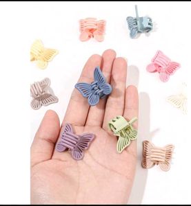 🎀Cute Pastel Hair Claw Clips🎀