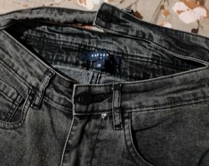 2 jeans -Light Wash Flare  and grey jean