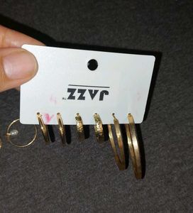 Jazz Gold Tone Hoop Earrings Set with 2 rings