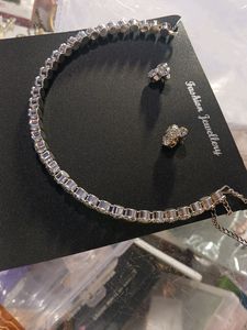 Choker Style Neklace