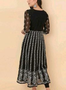 Embroidered Anarkali Kurta