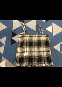 Plaid Smocked Crop Top✨
