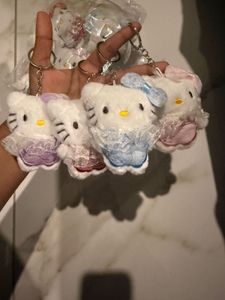 Pack of 10 -  Hello Kitty Plush Charms