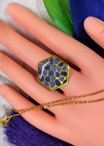 Statement Geometric Ring