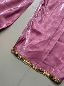 Elegant Pink Kurta with Gold Embellishments