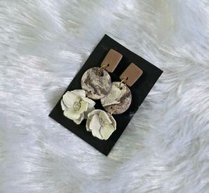 🤎🖤Unique Floral Dangle Earrings