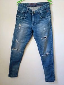 Distressed Blue Denim skinny fit Jeans