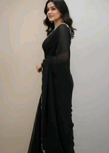 Elegant Black Saree with Scalloped Border