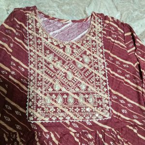 Neck Work Nayra Cut Suit