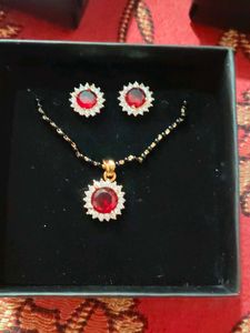 Stunning Ruby Pendant Necklace & Earrings Set
