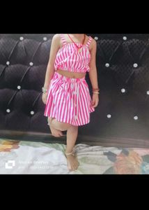 Cute Striped Crop Top &amp; Skirt Set