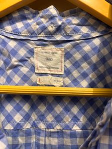 GAP Shirt