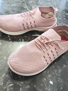 🩷 Pink Knit Slip-On Sneakers 👟