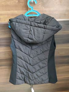 Zara Quilted Sleeveless Jacket with Hood