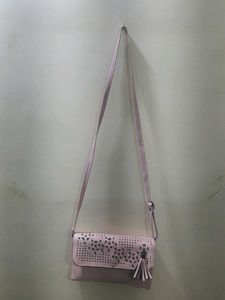 🌟Chic Peach Clutch with Floral Detail