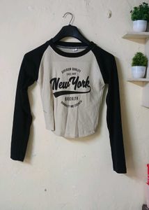New York Brooklyn Long Sleeve Top