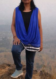 Stylish Blue Draped Sleeveless Tunic Top