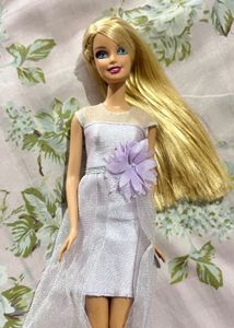 GG face rare Barbie doll