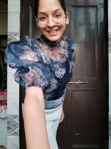 Floral Print Puff Sleeve Top