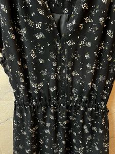 H&amp;M Chic Floral Print Mini Dress