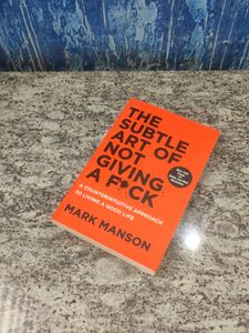 Subtle Art Of Not Giving A F By Mark Manson