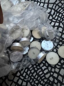 Set Of 20 Floating Candle And Unused