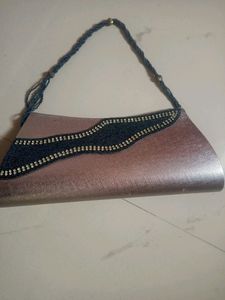 beautiful clutch it suits in any outfit.