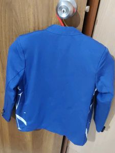 Stylish Blue Blazer with All-Over print