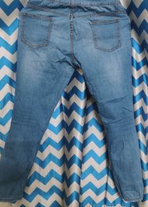 Classic Light Wash Skinny Jeans