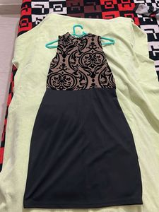 Elegant Black Patterned Dress