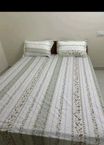 Haus & Kinder Signature Floral Print Bed Sheet Set