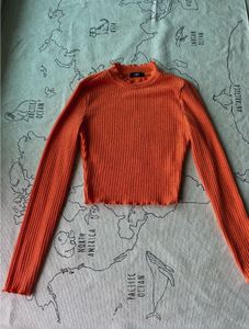 Fitted body hugging top SHEIN, size M