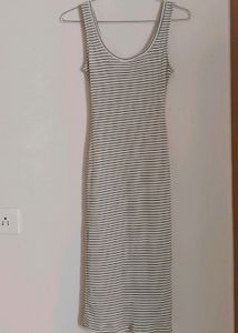 Bershka Bodycon Black And White Stripes Stretchy Dress