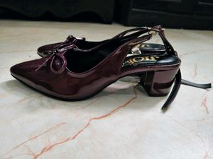 Chic Burgundy Slingback Bow Heels