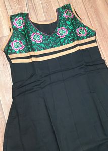 Anarkali Kurti With Selves  Material Fancy 🛍