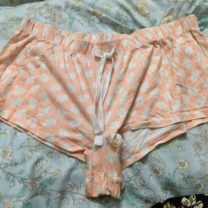 Cute Peach Leaf Print Pajama Shorts
