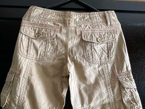 Aeropostale Beige Cargo Capri Pants