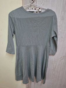 Grey Three-Quarter Sleeve Tunic Top
