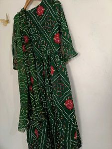 Elegant Green Bandhani Kurta Set with Dupatta