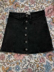 SKIRTS AND SHORTS