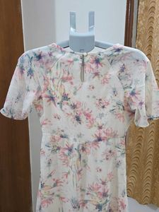 Vero Moda Chic Floral Maxi Dress