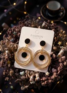 Elegant Double-Hoop Statement Earrings