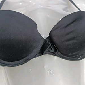 ⭐ Black Padded Underwire Bra