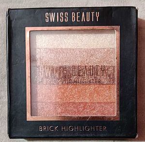 Swiss Beauty Ultimate Eyeshadow Palette